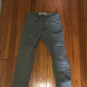 Hollister mid rise skinny jeans